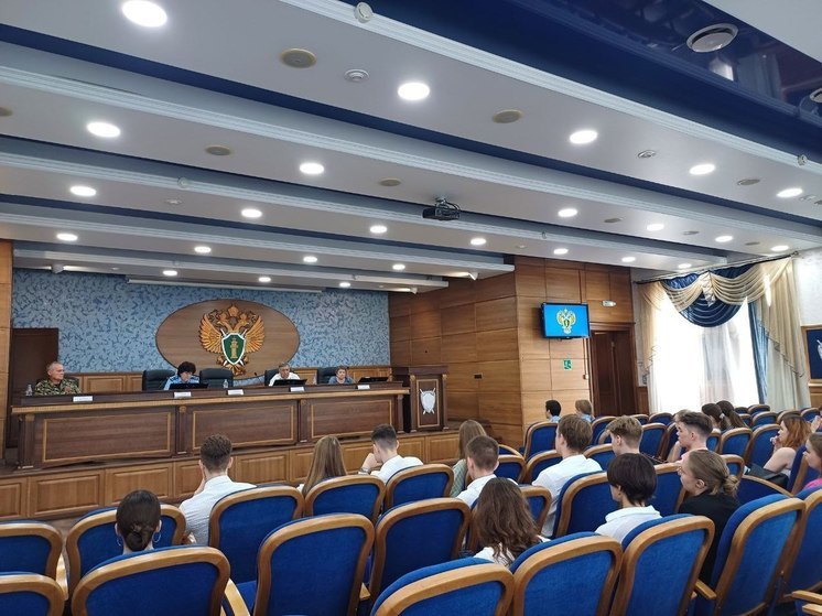 В Орле ветеран боевых действий выступил перед сотрудниками прокуратуры