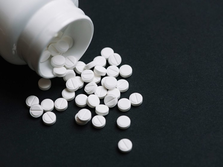 «Нельзя разом любить незнакомок и хранить дома алкоголь и деньги»