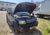 Судебные приставы разыскали и арестовали автомобиль «Land Rover Discovery», который принадлежат бизнесмену из Екатеринбурга