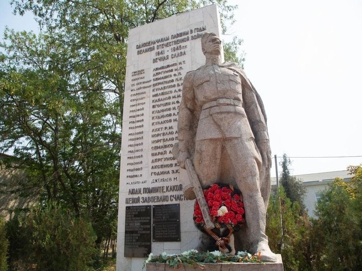 В Советском районе отремонтируют памятник воинам-односельчанам