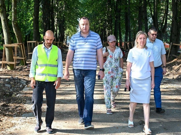 Сергей Никитенко проверил благоустройства объектов в Пущино