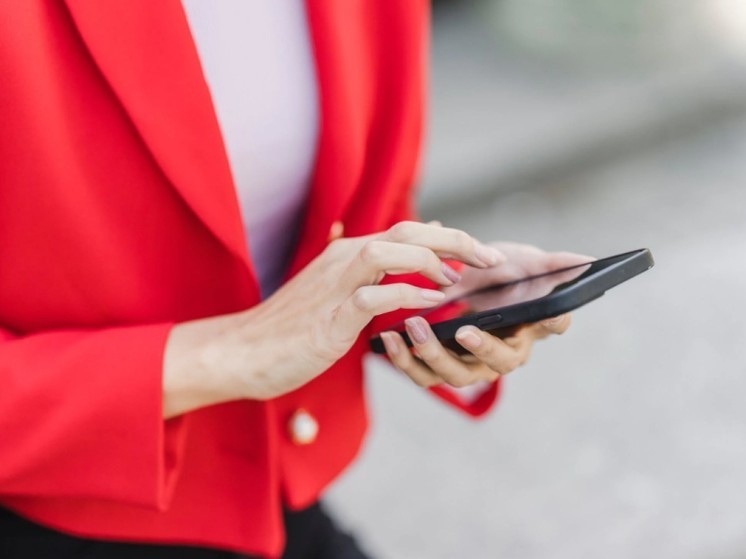 Число звонков мошенников сократилось после ударов по украинским ГЭС и ТЭС