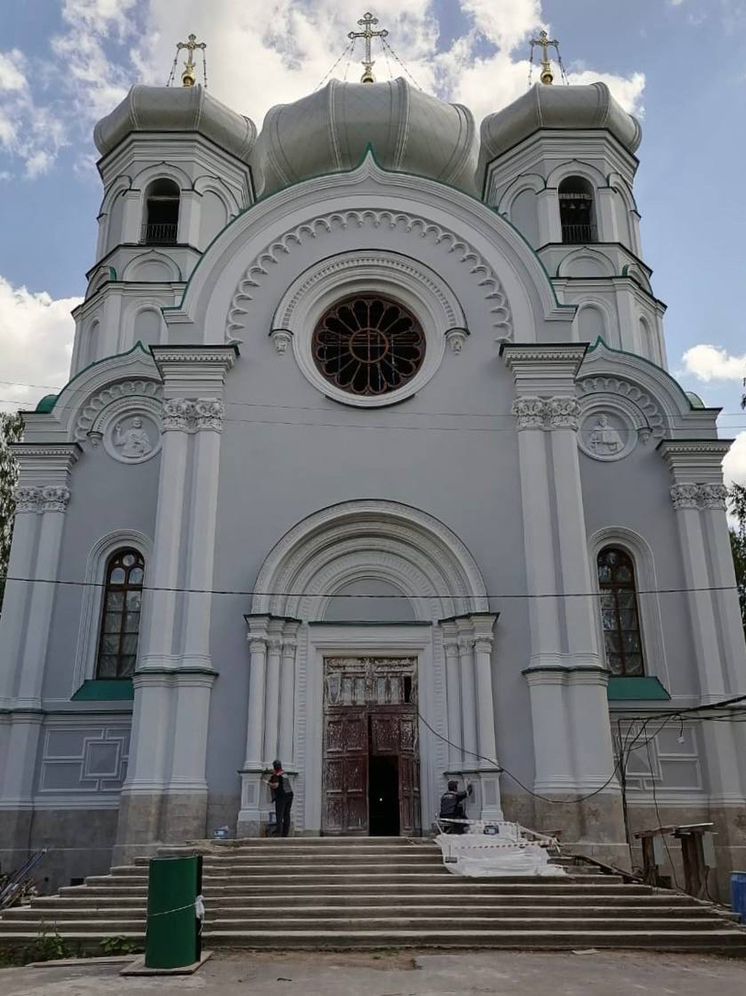 В Гатчине отреставрировали фасады Павловского собора