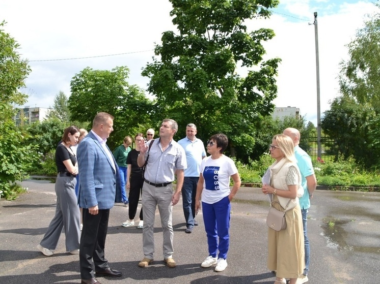 Ремонт школ в Рождествено и Дивенском продолжается