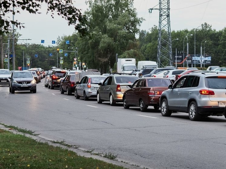 В Пензе оставили выделенную полосу для общественного транспорта на улице Суворова