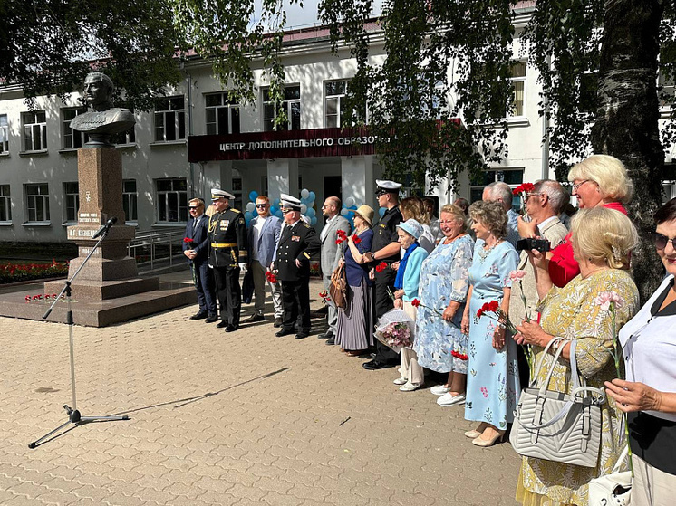 Владимир Сологубов