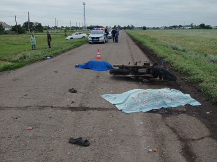 Два человека погибли в ДТП с участием мотоцикла в Омской области