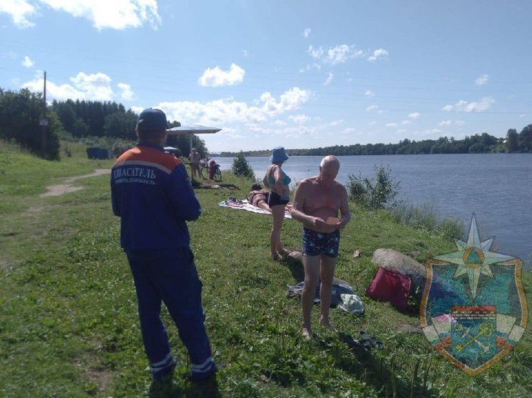 Спасатели патрулировали пляжи в Приозерском и Волховском районах