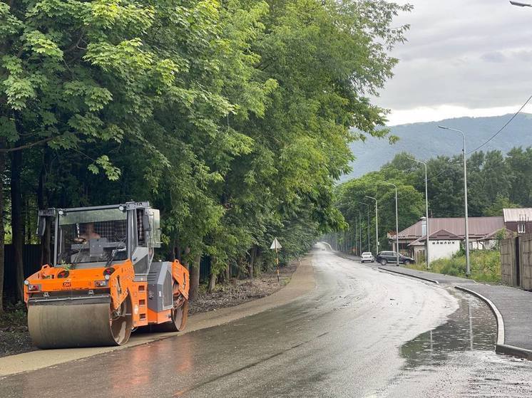 В Северной Осетии стоят дорогу к хутору на Лысой горе