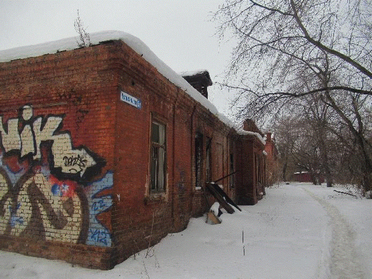 Еще один корпус бывшего медгородка в Екатеринбурге ушел с молотка