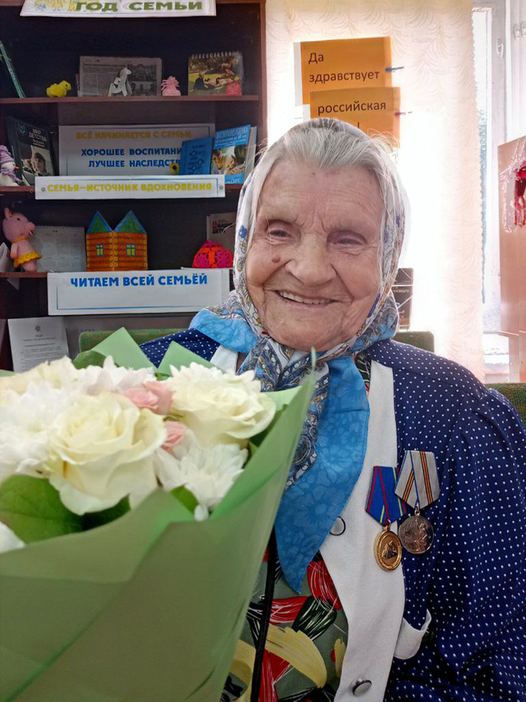 В Тверской области 100 лет отмечает труженица тыла Валентина Макарова