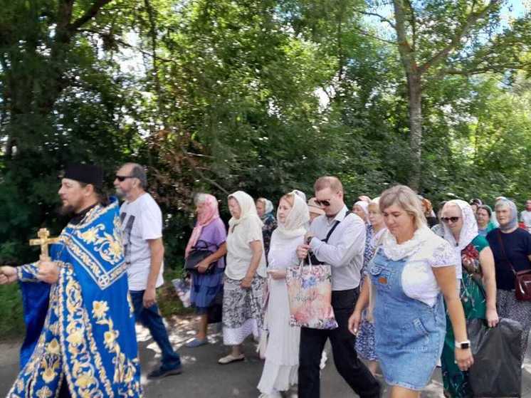 В День празднования обретения Казанской иконы Божией Матери крестный ход прошёл в Орловской области