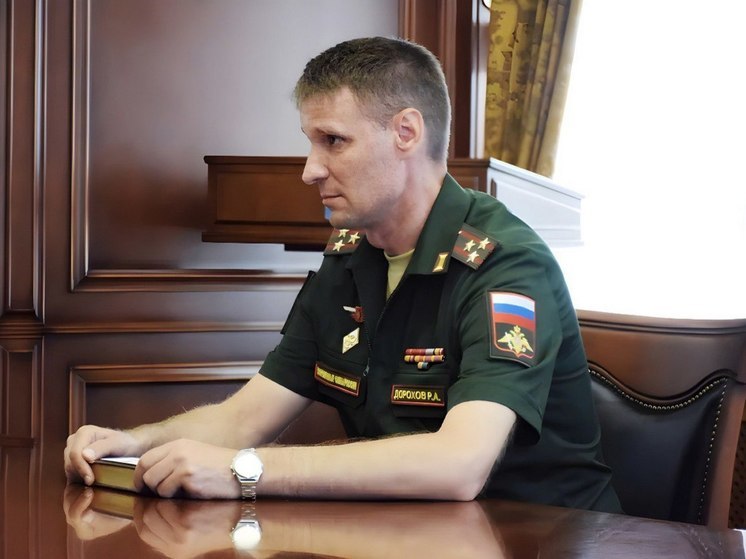 Боевой офицер возглавил возрожденное Саратовское артучилище
