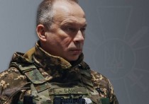 Как сообщает газета Guardain, главнокомандующий ВСУ Александр Сырский в беседе с британскими журналистами признал, что ситуация на фронте для украинской стороны разворачивается неблагоприятным образом