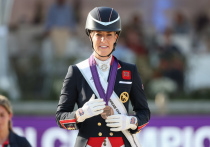 Трехкратная олимпийская чемпионка, всадница Шарлотта Дюжарден отстранена от ОИ за жестокое обращение с лошадью