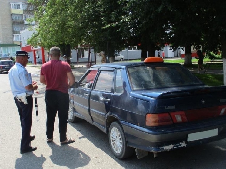 Массовые проверки таксистов начались в Калужской области