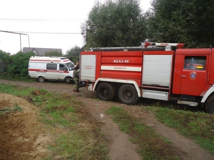 В курской деревне Прошиваловка загорелся жилой дом