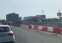 Стрела строительного крана упала при строительстве Московско-Дунайской развязки в Санкт-Петербурге