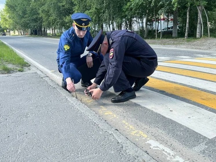 В Полярных Зорях оборудуют бордюрные съезды для инвалидов после прокурорской проверки