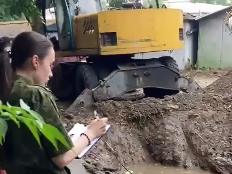 Семилетняя девочка утонула в котловане с дождевой водой в Нальчике