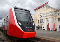 25 июля с железнодорожного вокзала Екатеринбурга в Нижнюю Туру и Лесной отправился в первый рейс электропоезд «Финист»