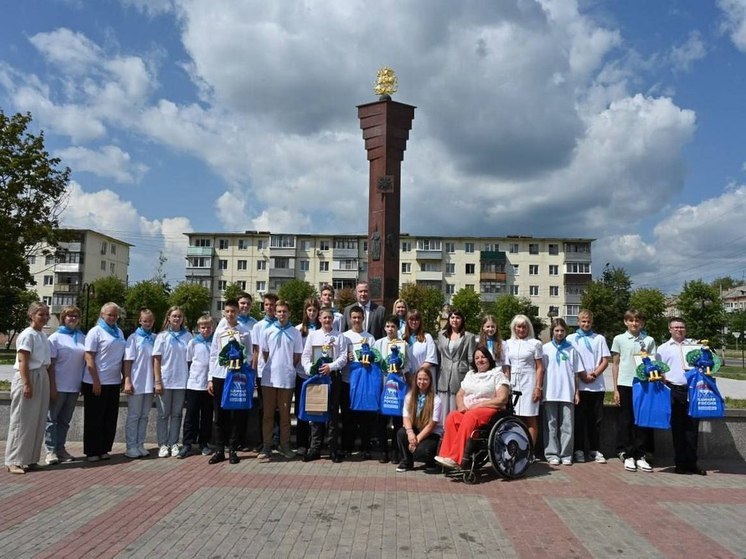 Десять юных жителей Серпухова получили первые паспорта