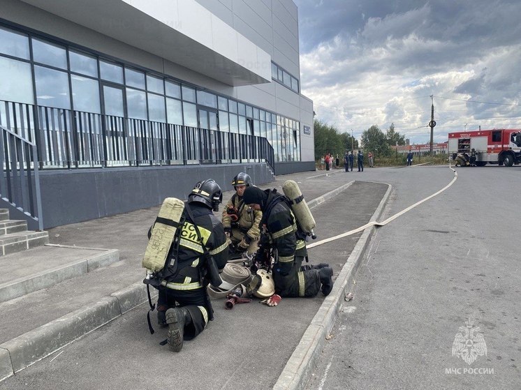 В Чебоксарах вновь провели противопожарные учения МЧС