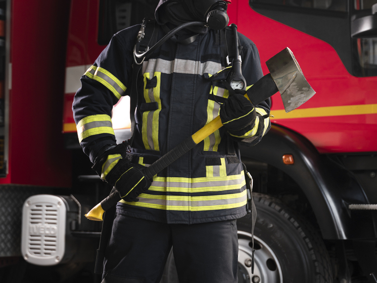 Труп мужчины обнаружили в запертой квартире в Петрозаводске