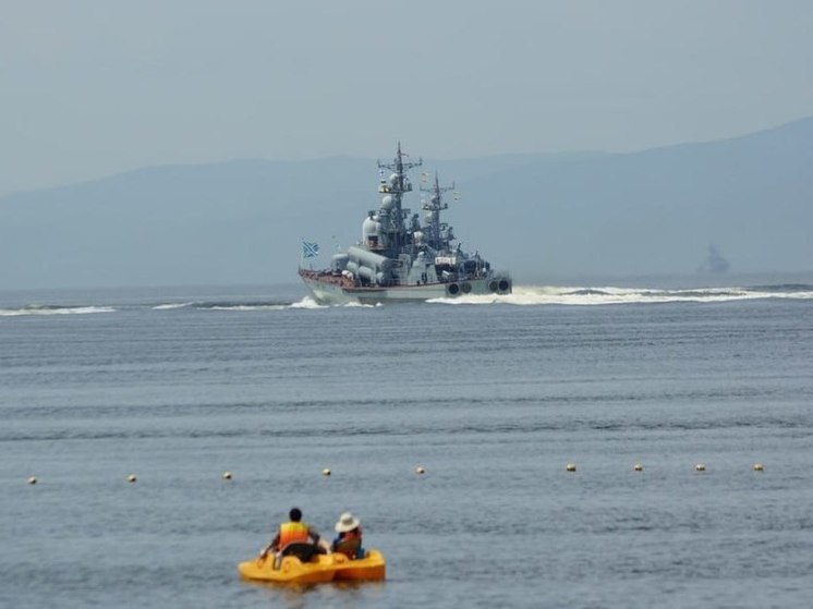 ТОФ поздравил старейшего ветерана-подводника в мире в наступающим днем ВМФ