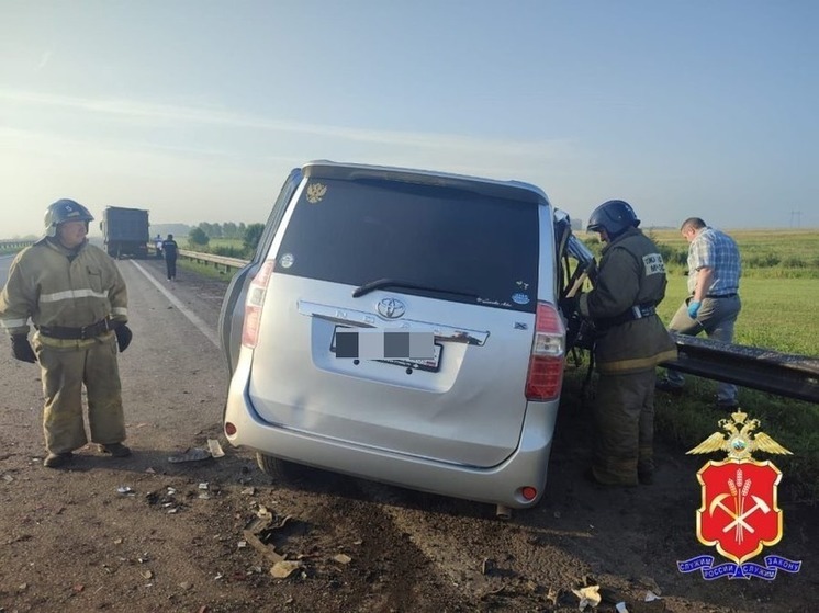 Три человека погибли в ДТП в сибирском регионе