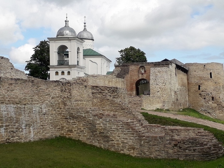 Научно-практическая конференция «Сельские храмы. Незабытое» пройдёт в Изборске 30-31 июля