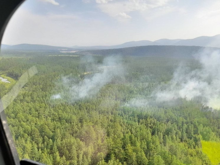 В Бурятии от огня отстояли поселок Майский