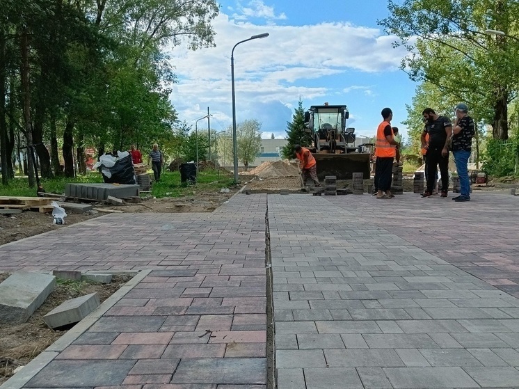 В Ярославле опять проблема с тротуарной плиткой