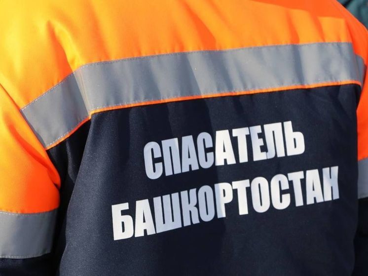 Два человека пострадали, опрокинувшись на квадроцикле в Башкирии