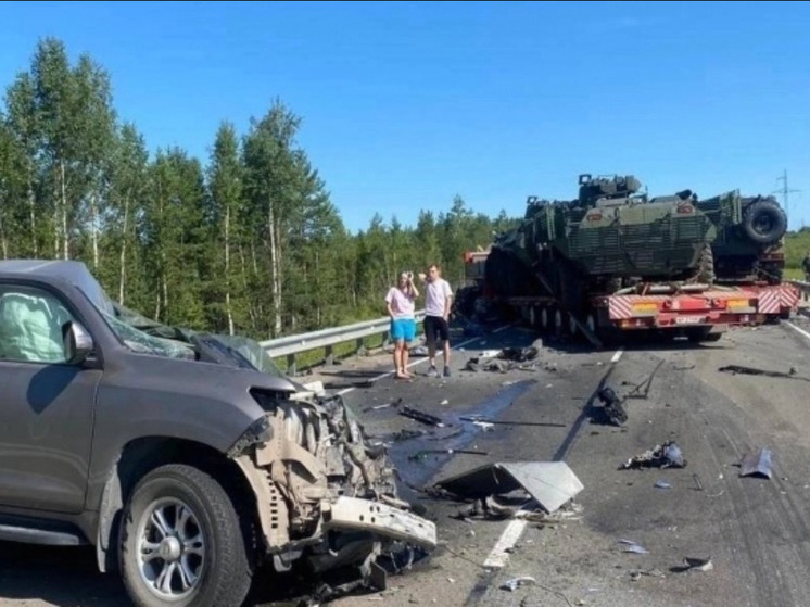 Стало известно состояние женщины, выжившей в страшном ДТП на трассе в Карелии