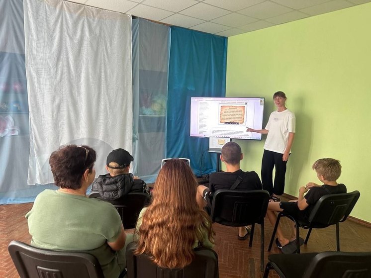 Раздольненская библиотека провела час истории ко Дню Крещения Руси