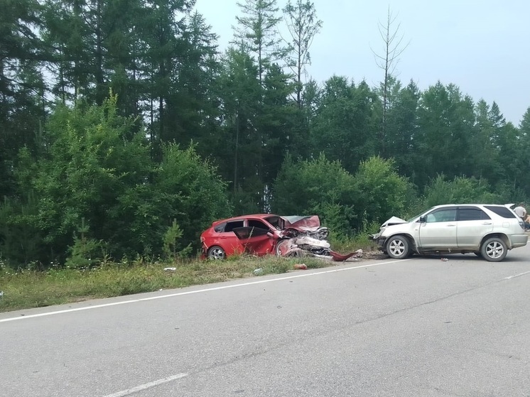 В Бурятии в ДТП  два человека погибли, еще два получили травмы