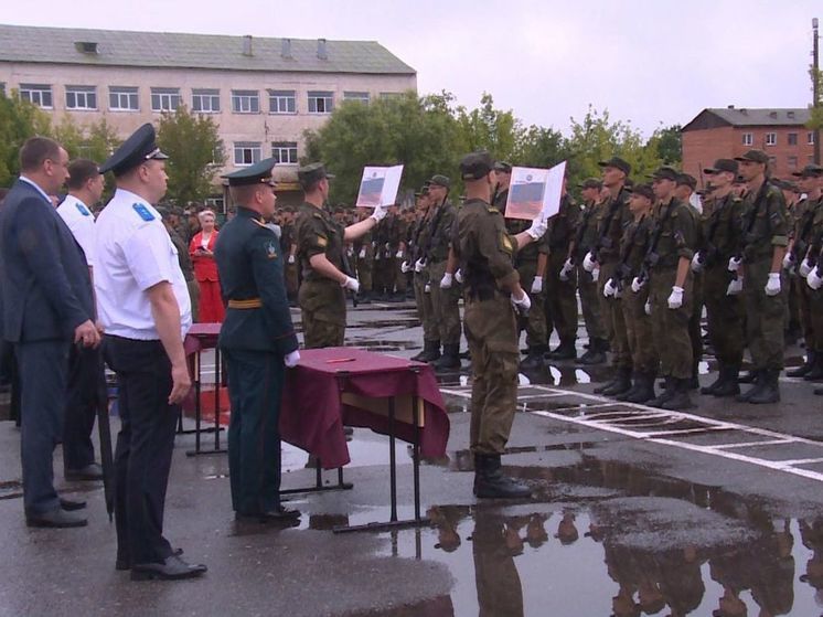 В Хабаровске студенты ДВГУПС приняли военную присягу
