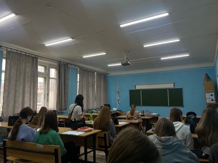 Заявления в 10 класс вологжане могут подать до 1 августа