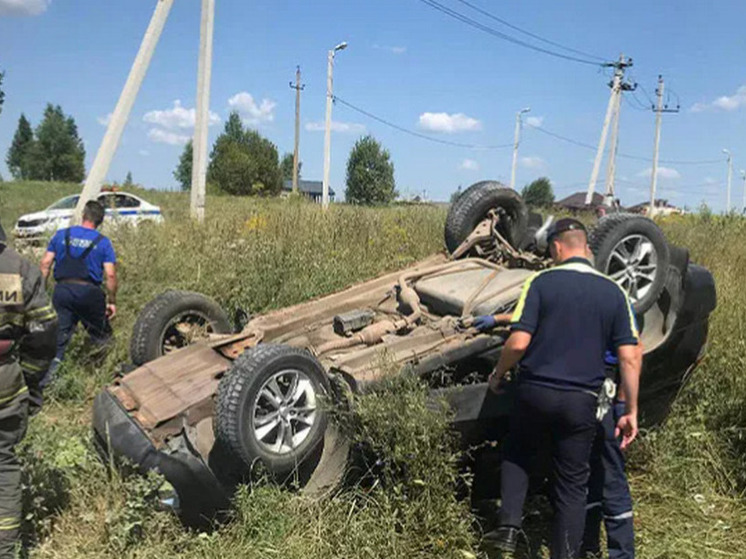 В Тульской области перевернулась иномарка – пострадала пассажирка