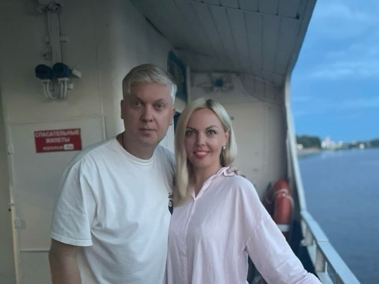 Известного российского актера Сергея Светлакова заметили на теплоходе в Пскове