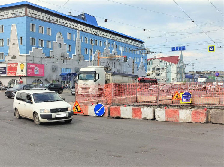 Перекресток двух оживленных кемеровских проспектов частично перекроют из-за ремонта теплосетей
