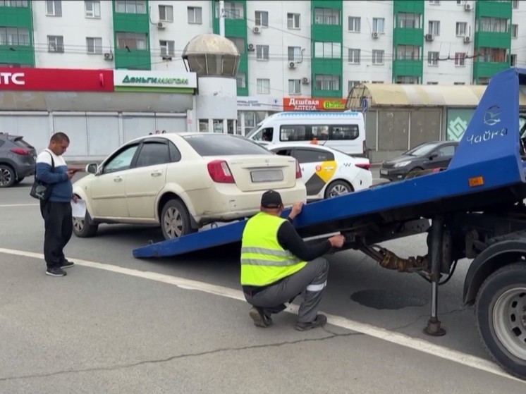 Уфимские автоинспекторы задержали таксиста с правами узбекского образца