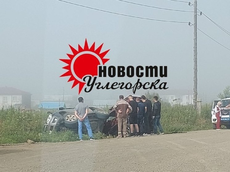  В Углегорске в ДТП с двумя иномарками пострадали 6 человек