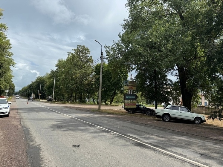 Во Мценске в аварии пострадали две девушки