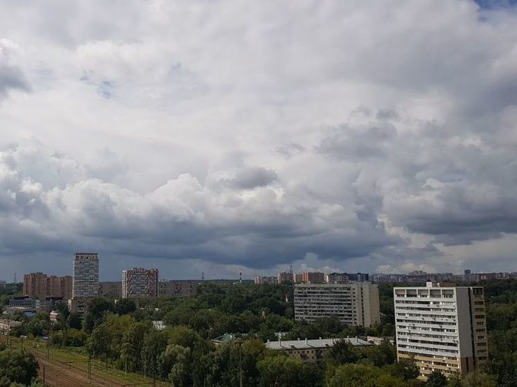 Очаги новых гроз уже появились на западе и востоке Подмосковья
