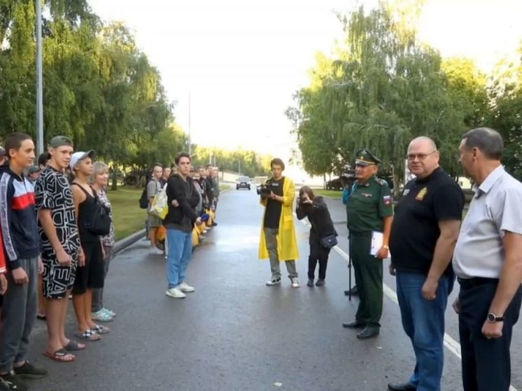 В Пензе стартовали юнармейские военно-патриотические сборы ПФО «Гвардеец»