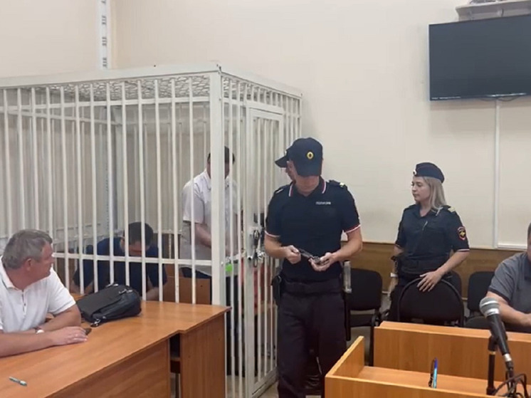 В Красноярске осудили юристов, которые вымогали у Митволя 100 млн