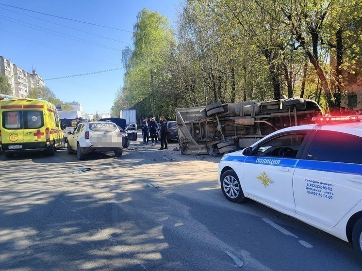 В Твери будут судить водителя BMW Х3 за смертельное ДТП на улице Паши Савельевой
