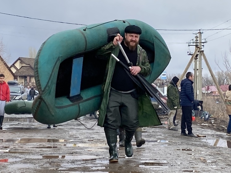 В Оренбурге можно заказать лодку-такси